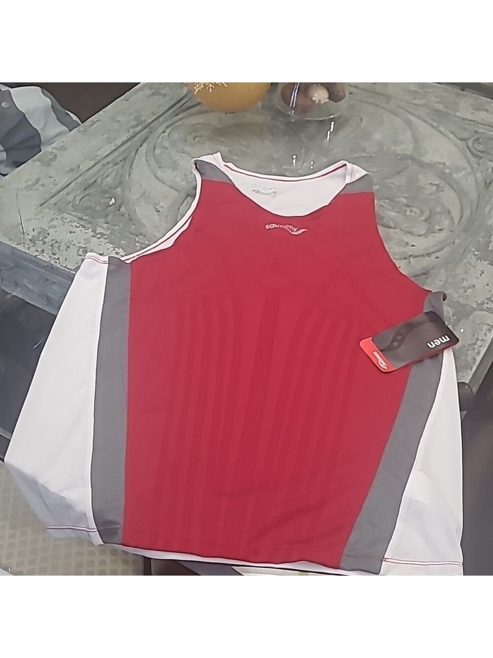 SAUCONY MEN'S RUNNING TANK NEW MEDIUM